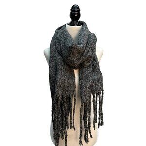 CHUNKY Knit Warm Grey Long Scarf with Fringe